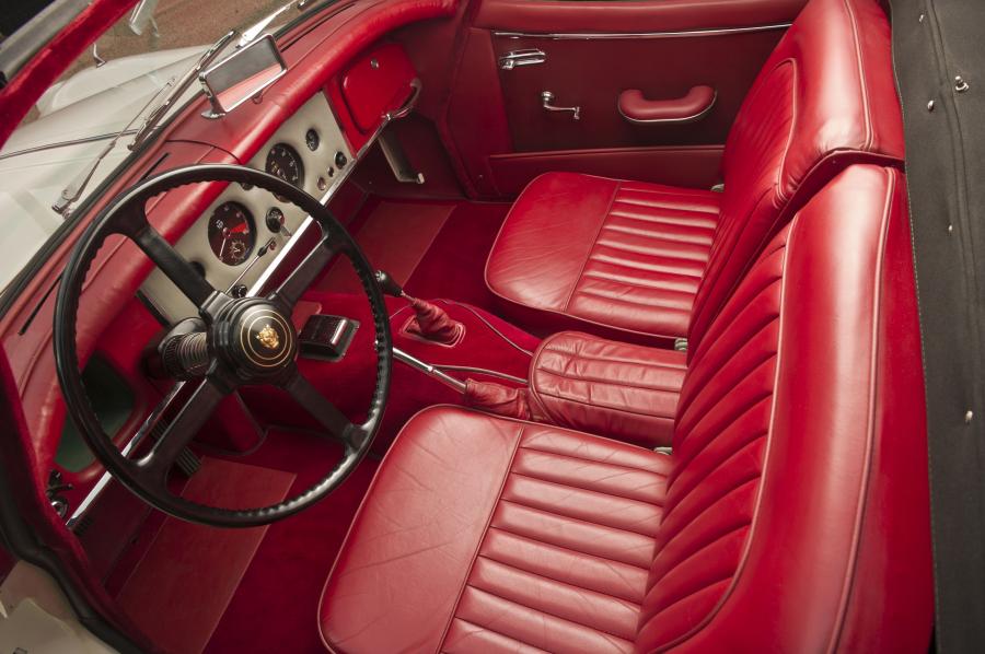  Jaguar XK150 3.8 Roadster 1960 года  (фото 13 из 15)